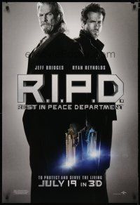 5f631 R.I.P.D. teaser DS 1sh '13 Ryan Reynolds & Jeff Bridges with glowing guns!