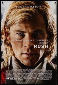 5f672 RUSH DS 1sh '13 cool close-up of Chris Hemsworth as F1 driver James Hunt!