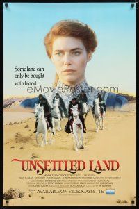 5f788 UNSETTLED LAND video 1sh '87 cool image of sexy Kelly McGillis over desert!