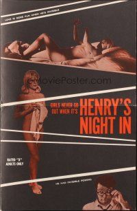 5g656 HENRY'S NIGHT IN pressbook '69 love is more fun when he's invisible, wacky sci-fi sex!