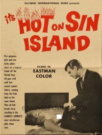 5g695 IT'S HOT ON SIN ISLAND pressbook '64 five gorgeous girls alone with sailors on an island!
