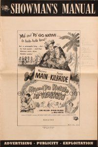 5g736 MA & PA KETTLE AT WAIKIKI pressbook '55 this time Main & Kilbride have gone native in Hawaii!