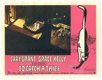 5j922 TO CATCH A THIEF LC R65 Grace Kelly & crowd watches Cary Grant on ledge, Alfred Hitchcock