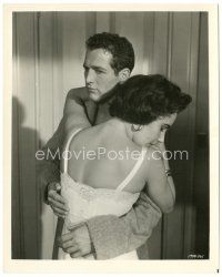 5k246 CAT ON A HOT TIN ROOF 8x10.25 still '58 close up of Paul Newman & Elizabeth Taylor hugging!