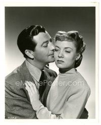 5k467 HIGH WALL 8.25x10 still '48 Robert Taylor tries to romance uninterested Audrey Totter!