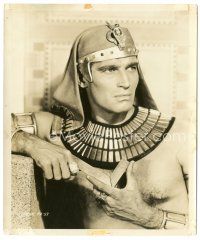5k872 TEN COMMANDMENTS 8x9.75 still '56 DeMille, close up of Charlton Heston in Egyptian costume!