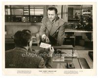 5k892 THEY WON'T BELIEVE ME 8x10.25 still '47 Robert Young points at check held by man at desk!