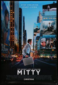 5p674 SECRET LIFE OF WALTER MITTY style C advance DS 1sh '13 image of Ben Stiller in city!