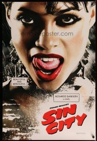 5p694 SIN CITY teaser DS 1sh '05 graphic novel by Frank Miller, sexy Rosario Dawson as Gail!