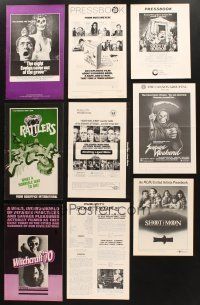 5r085 LOT OF 26 UNCUT PRESSBOOKS '60s-80s great advertising from a variety of movies!