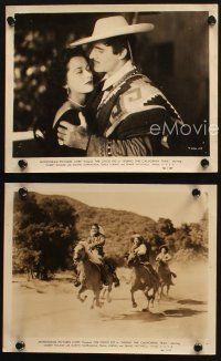 5w873 RIDING THE CALIFORNIA TRAIL 3 8x10 stills '47 great images of Gilbert Roland as The Cisco Kid!