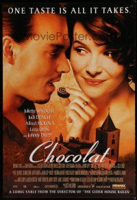 5y154 CHOCOLAT DS 1sh '00 Johnny Depp, Juliette Binoche, one taste is all it takes!