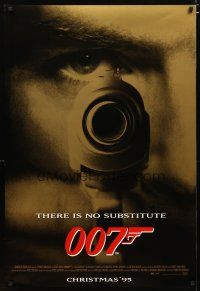 5y329 GOLDENEYE advance DS 1sh '95 Pierce Brosnan as secret agent James Bond 007, cool close-up!