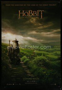 5y371 HOBBIT: AN UNEXPECTED JOURNEY teaser DS English 1sh '12 image of Ian McKellen as Gandalf!