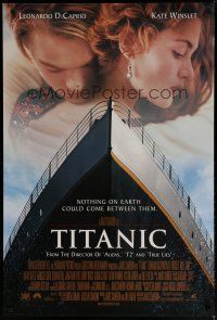 5y751 TITANIC style A revised int'l DS 1sh '97 DiCaprio, Kate Winslet, with Gloria Stuart credited