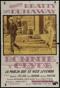6a211 BONNIE & CLYDE Argentinean '67 cool different image of Warren Beatty & Faye Dunaway!