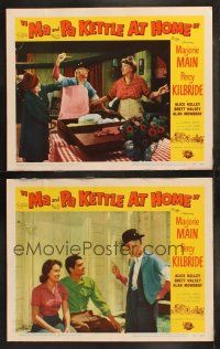6b930 MA & PA KETTLE AT HOME 2 LCs '54 Marjorie Main & Percy Kilbride try modern farming!