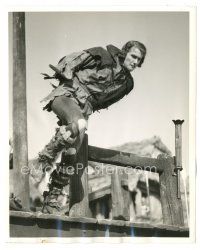 6c075 ADVENTURES OF ROBIN HOOD 8x10 still '38 bound Errol Flynn jumps from gallows to horse!