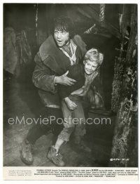 6c687 OLIVER 7.5x10 still '69 Oliver Reed holding Mark Lester near climax of film!