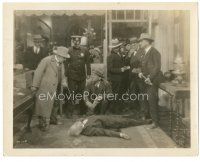 6c973 WHILE THE CITY SLEEPS 8x10.25 still '28 close up of Lon Chaney & police at murder scene!