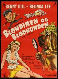 6d406 WHO DONE IT Danish '56 Wenzel artwork of Benny Hill w/bloodhound & Belinda Lee!