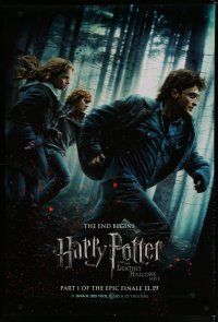6e372 HARRY POTTER & THE DEATHLY HALLOWS PART 1 teaser DS 1sh '10 Daniel Radcliffe on the run!
