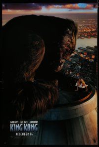 6e468 KING KONG teaser DS 1sh '05 Naomi Watts & giant ape on top of tower!