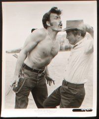 6j669 BUTCH CASSIDY & THE SUNDANCE KID 5 8x10 stills '69 Paul Newman fighting dirty, Redford & Ross!