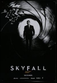 7d438 SKYFALL int'l teaser DS 1sh '12 image of Daniel Craig as Bond in gun barrel, newest 007!