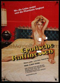 7e547 EROTISCHE RAFFINESSEN German '70s image of fully naked Sharon Leeds on bed!
