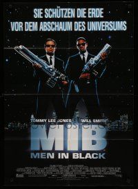 7e619 MEN IN BLACK DS German '97 Will Smith & Tommy Lee Jones with huge guns!