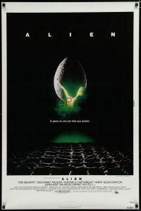 7f028 ALIEN int'l 1sh '79 Ridley Scott outer space sci-fi monster classic, cool egg image!
