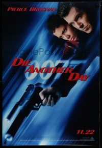 7f200 DIE ANOTHER DAY teaser DS 1sh '03 Pierce Brosnan as James Bond & Halle Berry as Jinx!