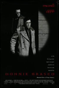 7f204 DONNIE BRASCO DS 1sh '97 Al Pacino is betrayed by undercover cop Johnny Depp!
