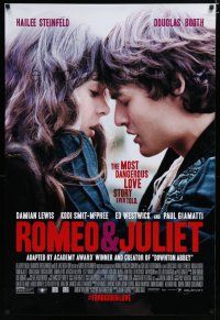 7f665 ROMEO & JULIET DS 1sh '13 Hailee Steinfeld & Douglas Booth in the title roles!