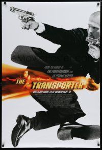7f785 TRANSPORTER int'l style A advance DS 1sh '02 cool action image of Jason Stratham w/two guns!