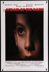 7k030 AFRAID OF THE DARK int'l 1sh '91 directed by Mark Peploe, you can't escape what you can't see