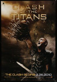 7k170 CLASH OF THE TITANS teaser DS 1sh '10 cool image of Sam Worthington as Perseus!