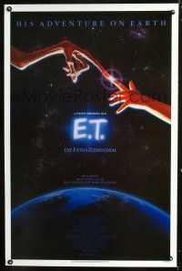 7k245 E.T. THE EXTRA TERRESTRIAL 1sh '82 Steven Spielberg classic, John Alvin art!