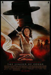 7k452 LEGEND OF ZORRO rated style advance DS 1sh '05 Antonio Banderas is Zorro, Catherine Zeta-Jones