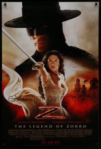 7k451 LEGEND OF ZORRO advance 1sh '05 Antonio Banderas is Zorro, sexy Catherine Zeta-Jones!