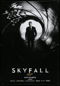 7k713 SKYFALL IMAX teaser DS 1sh '12 cool image of Daniel Craig as Bond in gun barrel, newest 007!
