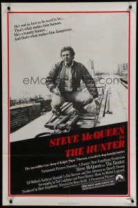 7p397 HUNTER 1sh '80 bounty hunter Steve McQueen riding on top of a Chicago El!