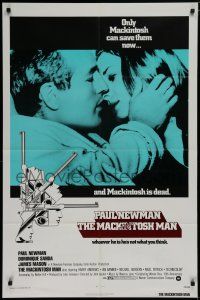 7p515 MACKINTOSH MAN 1sh '73 Paul Newman & Dominique Sanda kiss close up, directed by John Huston!
