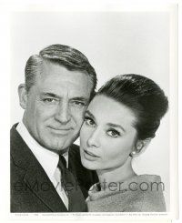 7s141 CHARADE 8.25x10 still '63 best close portrait of pretty Audrey Hepburn & Cary Grant!