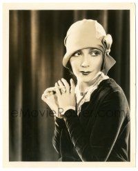7s210 DOLORES DEL RIO 8x10 news photo '20s c/u modeling the latest three-in-one ring fashion!
