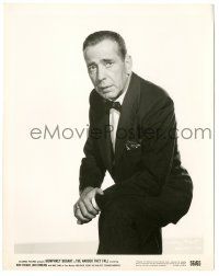 7s344 HARDER THEY FALL 8x10.25 still '56 great portrait of Humphrey Bogart resting arm on knee!