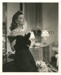 7s460 KATHARINE HEPBURN 8.25x10 still '42 c/u in beautiful banquet gown in Woman of the Year!