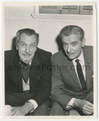 7s823 STORY OF MANKIND candid 8.25x10 still '57 Ronald Colman & Vincent Price seated on the set!