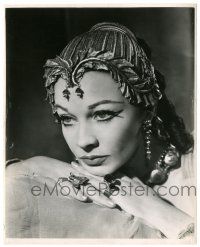 7s947 VIVIEN LEIGH stage play 8x10 still '51 great portrait in cool costume from Caesar & Cleopatra!